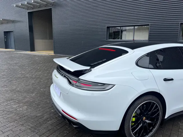 Porsche Panamera — Фото автомобиля 22
