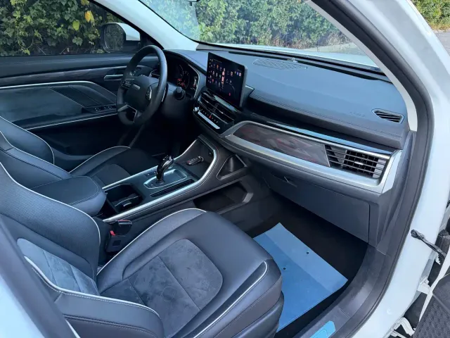Haval H6 — Фото автомобиля 12