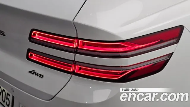 Genesis GV80 — Фото автомобиля 8