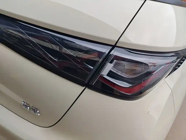 BYD Dolphin — Фото автомобиля 7