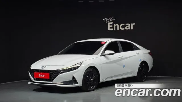 Фотография автомобиля — Hyundai Avante CN7