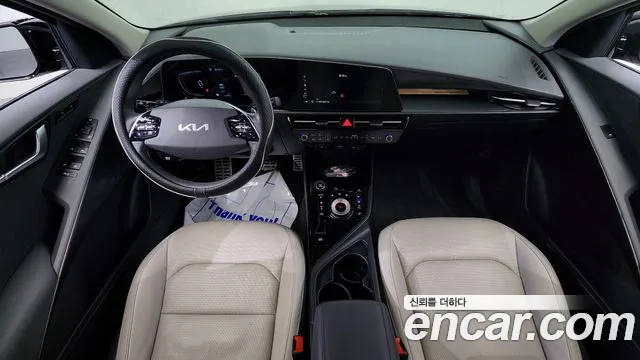 Kia Niro The All New Niro Signature — Фото автомобиля 7
