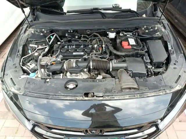 Honda Accord — Фото автомобиля 10
