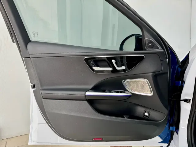 Mercedes-Benz C-Class — Фото автомобиля 7