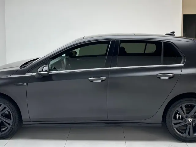 Volkswagen Golf — Фото автомобиля 21