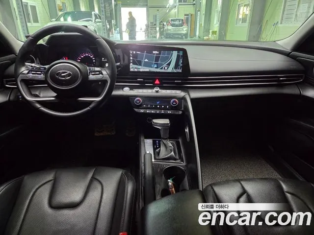 Hyundai Avante CN7 — Фото автомобиля 10