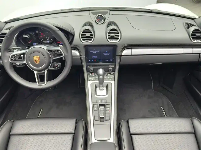 Porsche 718 — Фото автомобиля 11