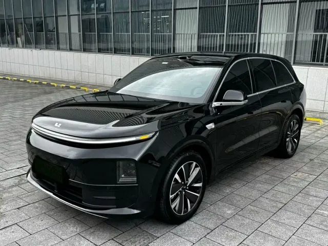 Фотография автомобиля — Li Auto L6
