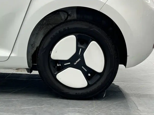 Changan Lumin — Фото автомобиля 22