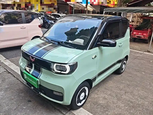 Фотография автомобиля — Wuling Hongguang Mini EV