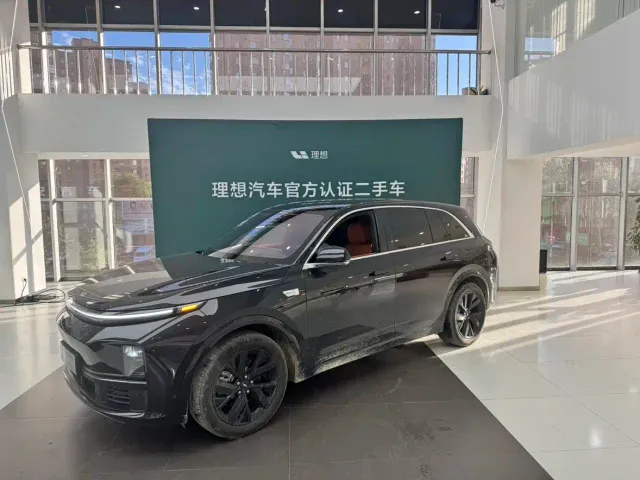 Фотография автомобиля — Li Auto L7