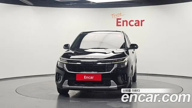 Kia Seltos — Фото автомобиля 3