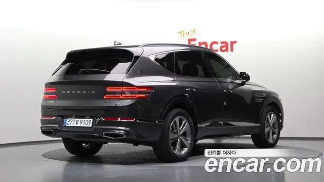 Genesis GV80 — Фото автомобиля 2