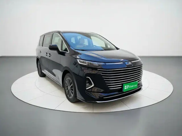 Bestune Besturn M9 — Фото автомобиля 3
