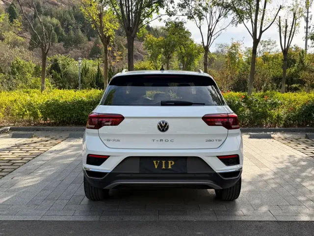Volkswagen T-Roc — Фото автомобиля 14