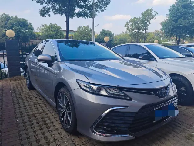 Toyota Camry — Фото автомобиля 3