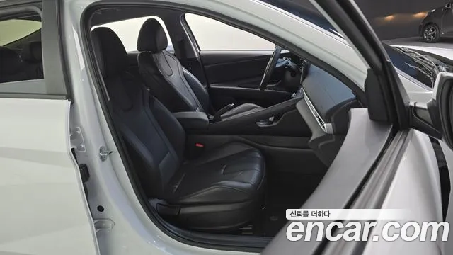 Hyundai AVANTE Новый Avante (CN7) — Фото автомобиля 11