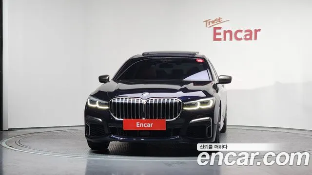 BMW 7-Series 7 серия (G11) — Фото автомобиля 3