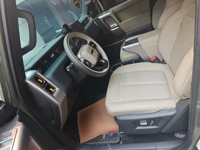 iCAR V23 — Фото автомобиля 14