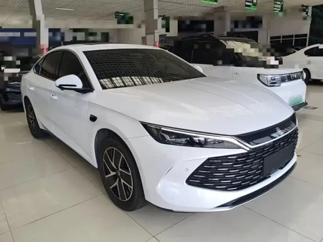 BYD Qin L — Фото автомобиля 3