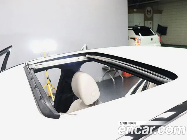 Mercedes-Benz E-Class — Фото автомобиля 19