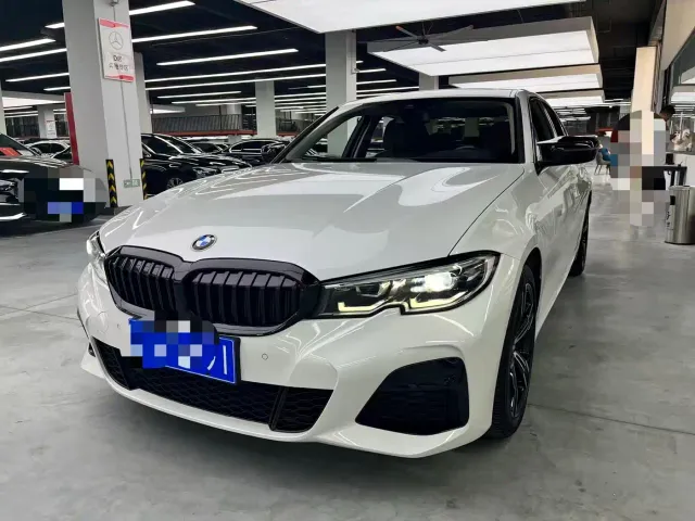 Фотография автомобиля — BMW 3 Series