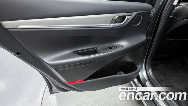 Hyundai Grandeur Новый Grandeur IG — Фото автомобиля 25