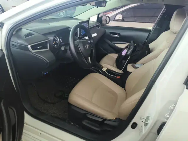 Toyota Corolla — Фото автомобиля 14