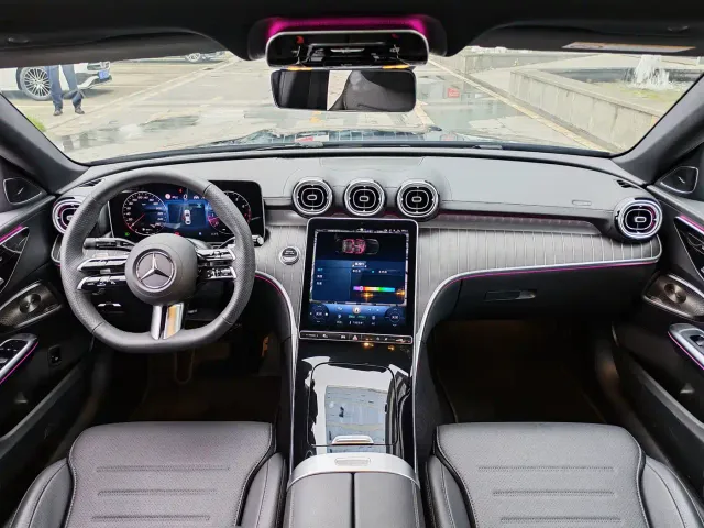 Mercedes-Benz C-Class — Фото автомобиля 18