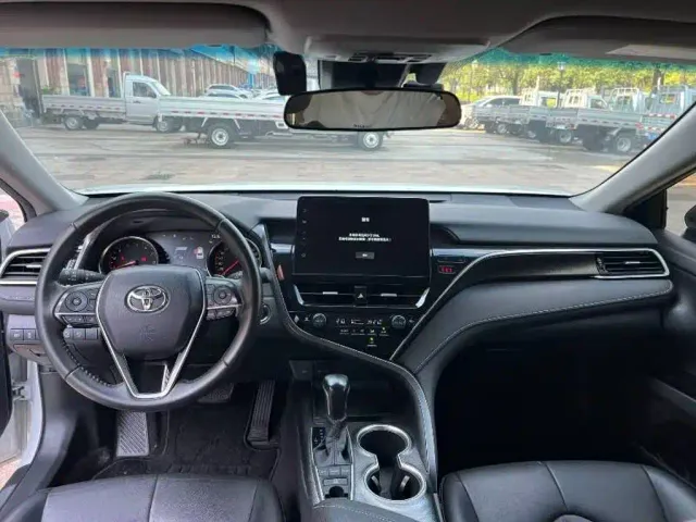 Toyota Camry — Фото автомобиля 9
