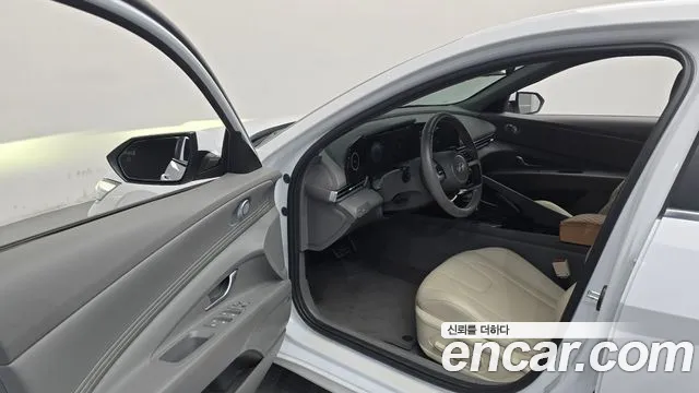 Hyundai Avante — Фото автомобиля 15