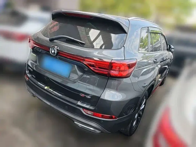 Changan CS75 — Фото автомобиля 4