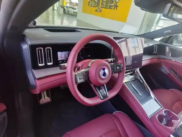 Denza Z9GT — Фото автомобиля 7