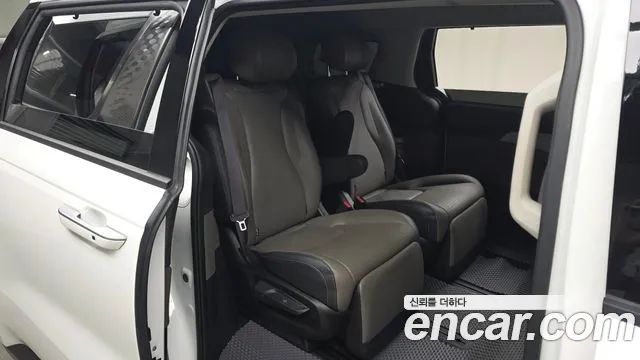 Kia Canival Новый Carnival 4 поколение Дизель 7 мест Noblesse — Фото автомобиля 12