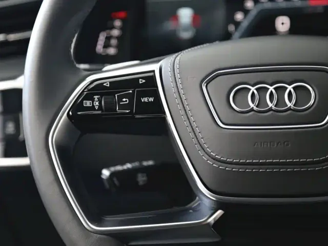 Audi A7L — Фото автомобиля 16
