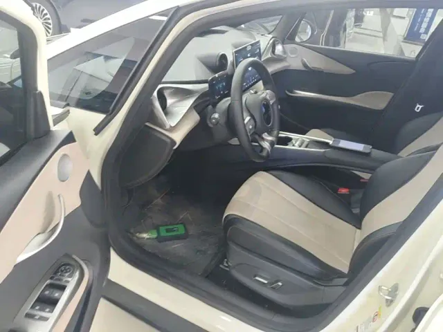 BYD Dolphin — Фото автомобиля 15