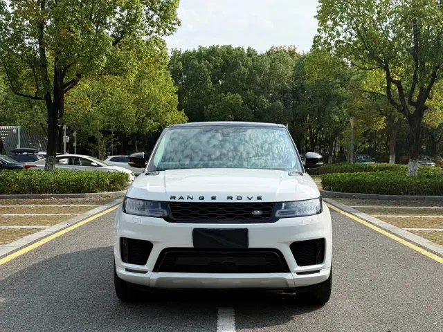 Land Rover Range Rover Sport — Фото автомобиля 2