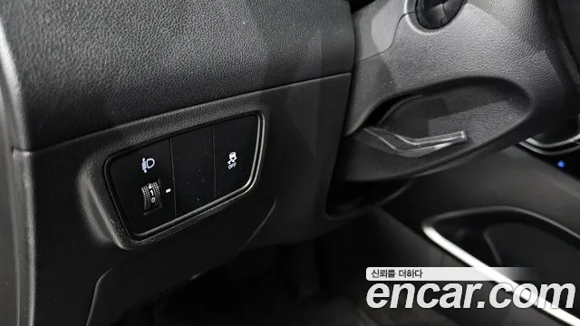 Hyundai Tucson Tucson (NX4) Дизель 2.0 2WD — Фото автомобиля 18