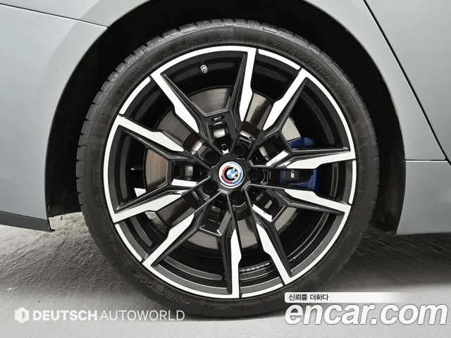BMW 8-Series — Фото автомобиля 5