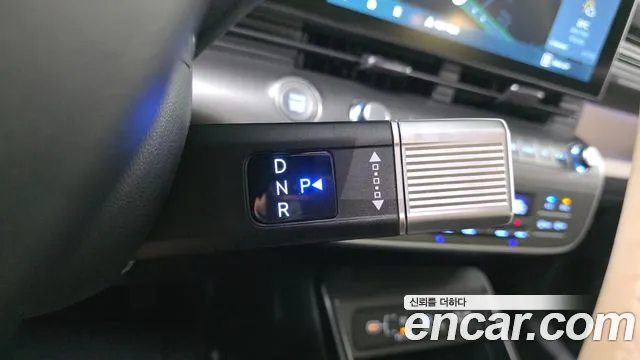 Hyundai Kona SX2 — Фото автомобиля 12