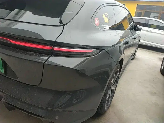 Nio ET5 Touring — Фото автомобиля 7