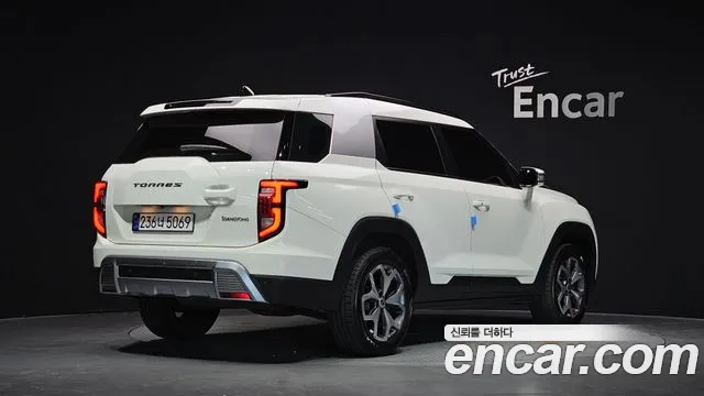 KGM Torres — Фото автомобиля 2