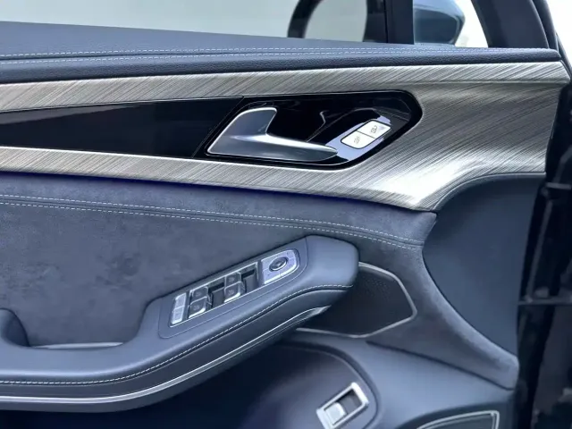 Hongqi Hongqi H9 2020 2.0T Smart Connection Qi Xiang Edition — Фото автомобиля 12