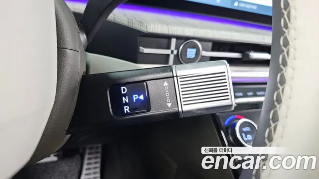 Hyundai Santa Fe MX5 — Фото автомобиля 12