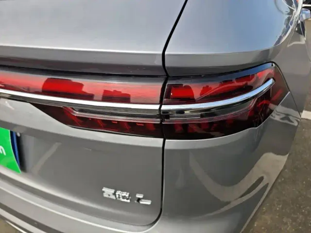 Geely Xingyue L — Фото автомобиля 7