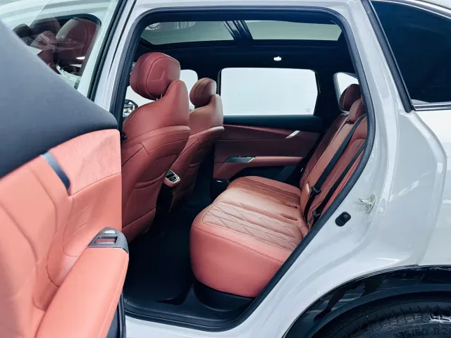 Changan CS75 Plus — Фото автомобиля 9