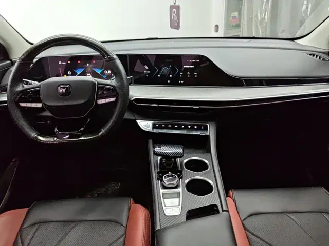 Changan Eado — Фото автомобиля 12