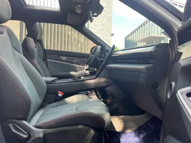 Geely Boyue — Фото автомобиля 11