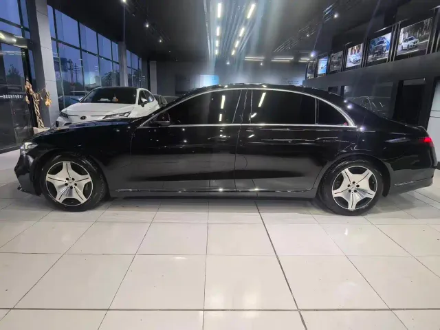 Mercedes-Benz S-Class — Фото автомобиля 6