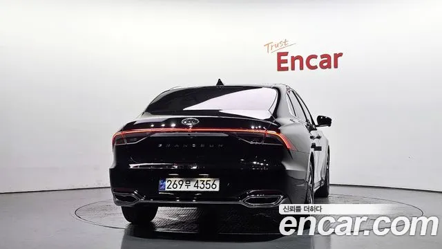 Hyundai Grandeur Grandeur (New) Hybrid — Фото автомобиля 4